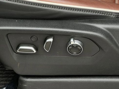 Used 2024 GMC Yukon Denali Ultimate image 23