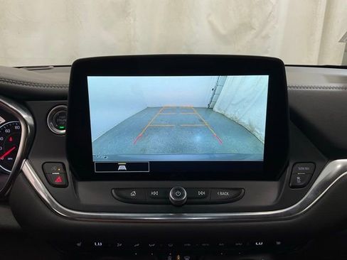 Used 2025 Chevrolet Blazer LT FWD image 19