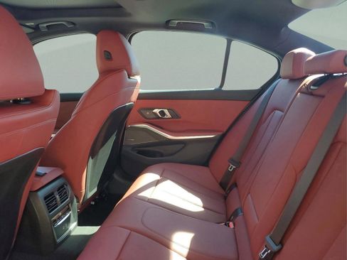 Used 2025 BMW 330i Sedan w/ M Sport Package image 10