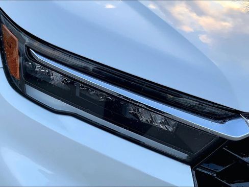 Used 2023 Honda Pilot Touring image 26