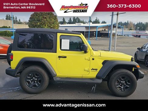 Used 2023 Jeep Wrangler Sport image 6