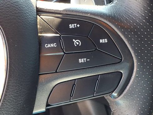 Used 2018 Dodge Durango R/T w/ Blacktop Package AWD/4WD image 10
