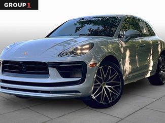 Used 2023 Porsche Macan S AWD/4WD video 1