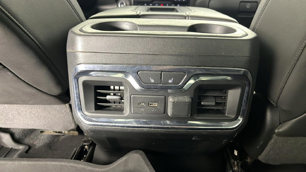 Used 2020 Chevrolet Silverado 3500 High Country w/ Technology Package AWD/4WD image 26