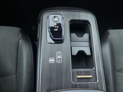 Certified 2024 Nissan Ariya AWD image 22