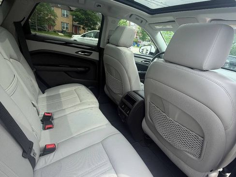 Used 2013 Cadillac SRX Luxury AWD/4WD image 35