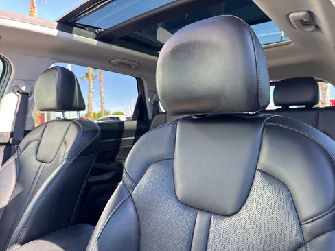 Used 2023 Kia Sorento SX image 14