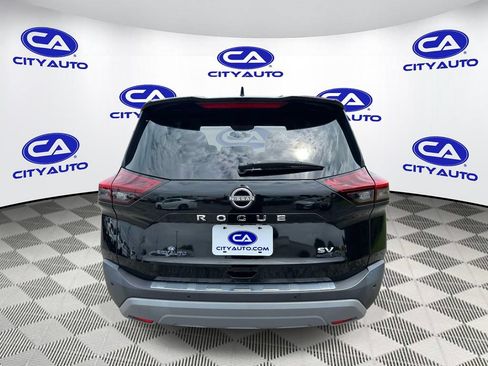 Used 2023 Nissan Rogue SV FWD image 5