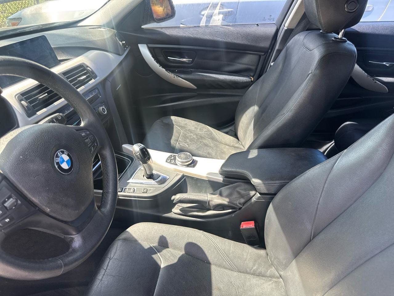 Used 2015 BMW 320i Sedan RWD image 8