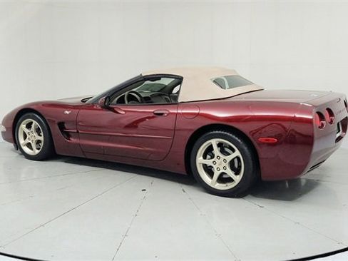 Used 2003 Chevrolet Corvette Convertible w/ Preferred Equipment Group1 image 3