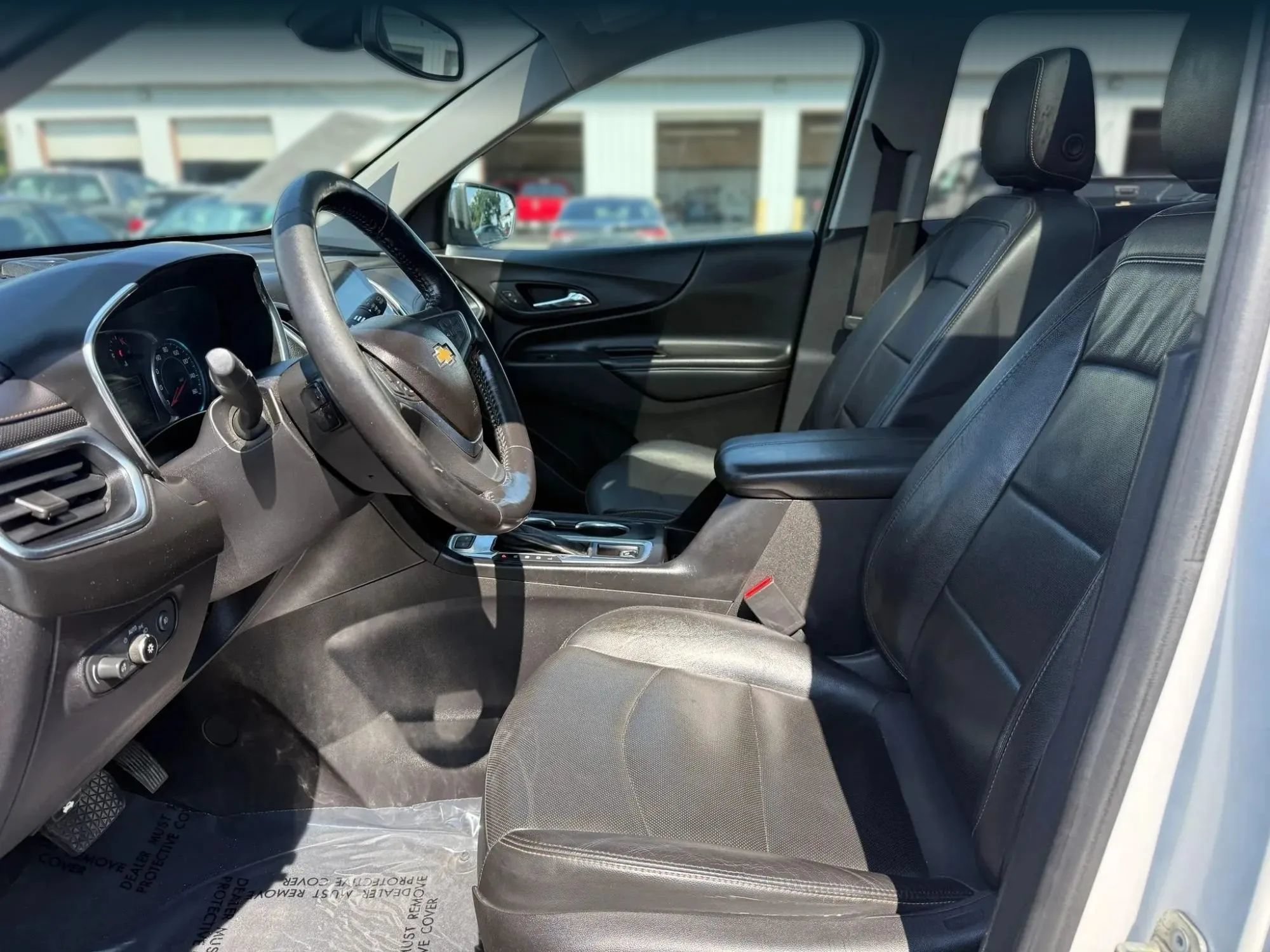 Used 2018 Chevrolet Equinox Premier w/ Premier True North Edition AWD/4WD image 2