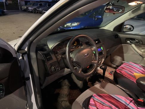 Used 2006 Ford Focus SE image 5