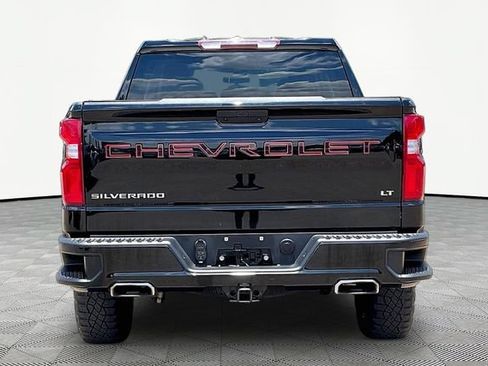 Used 2021 Chevrolet Silverado 1500 LT Trail Boss w/ Bed Protection Package AWD/4WD image 6