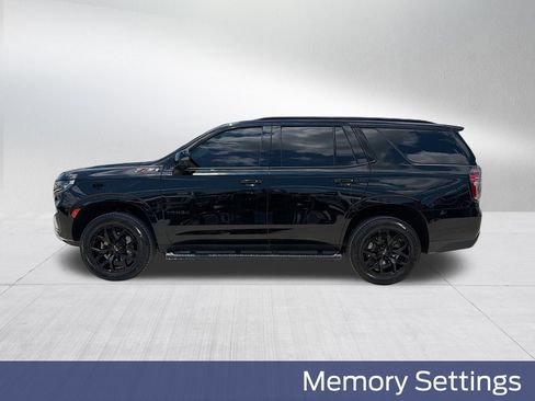 Used 2022 Chevrolet Tahoe Z71 w/ Luxury Package AWD/4WD image 12