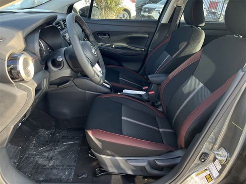New 2025 Nissan Versa SR image 15