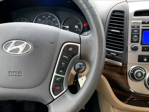 Used 2011 Hyundai Santa Fe GLS image 22