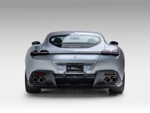 Used 2023 Ferrari Roma RWD image 11