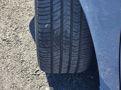 Used 2022 Honda Civic Sport Touring image 10