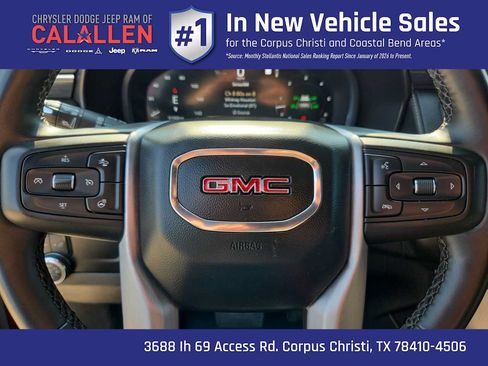 Used 2023 GMC Yukon XL SLT w/ SLT Premium Package RWD image 23