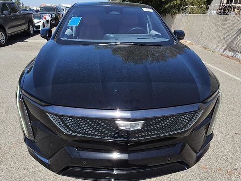 Used 2025 Cadillac Optiq Sport 2 AWD/4WD image 6