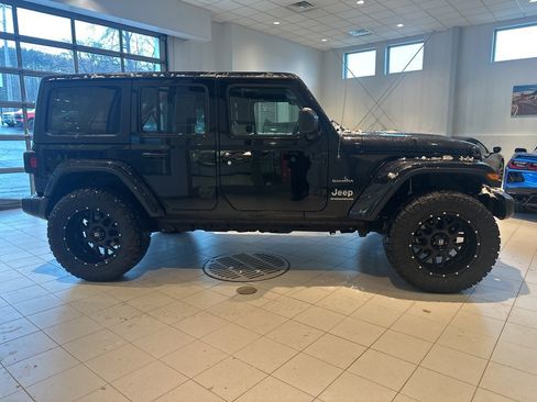 Used 2023 Jeep Wrangler Sahara image 2