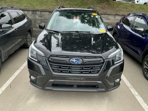 Certified 2023 Subaru Forester Premium AWD/4WD image 2
