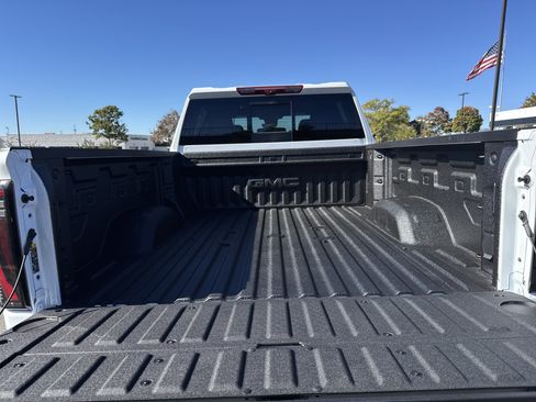 New 2026 GMC Sierra 2500 AT4 w/ AT4 Premium Plus Package image 34