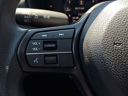 Used 2025 Honda Accord SE image 17