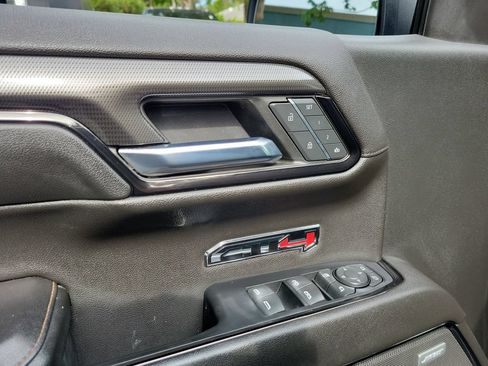 Certified 2022 GMC Sierra 1500 AT4 w/ AT4 Premium Package AWD/4WD image 23