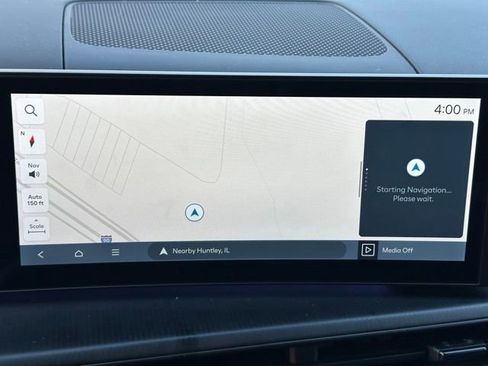 Used 2025 Hyundai Santa Fe Calligraphy w/ Tow & Go Package image 32