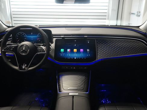 Certified 2025 Mercedes-Benz E 350 4MATIC Sedan image 14