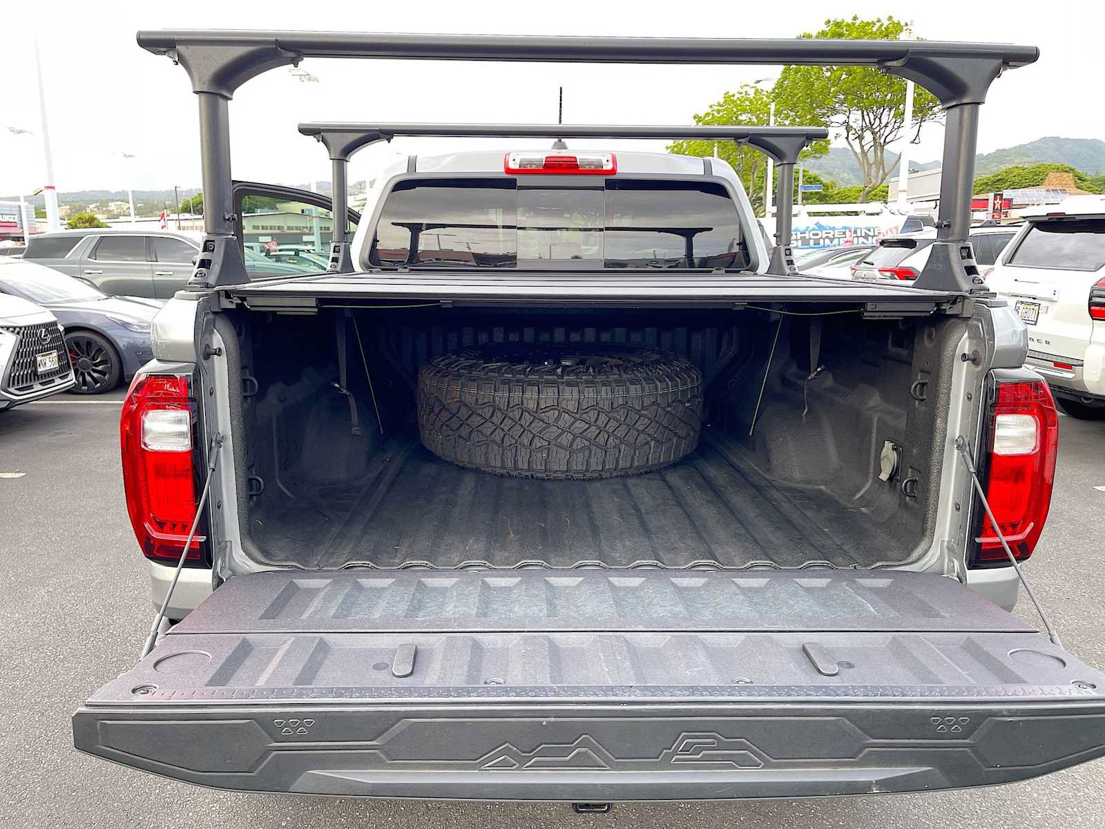 Used 2024 GMC Canyon AT4X w/ AT4X AEV Edition AWD/4WD image 16
