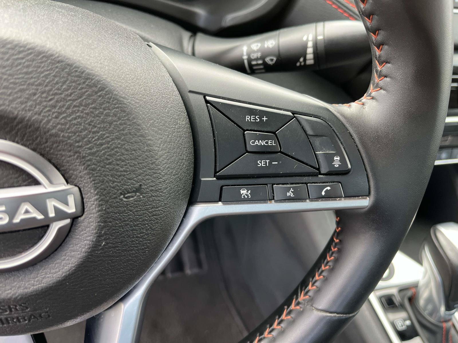 Used 2025 Nissan Sentra SR FWD image 30