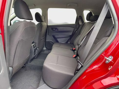 Used 2026 Nissan Rogue S FWD image 10