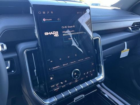 New 2026 GMC Yukon XL Denali w/ Denali Reserve Package AWD/4WD image 16