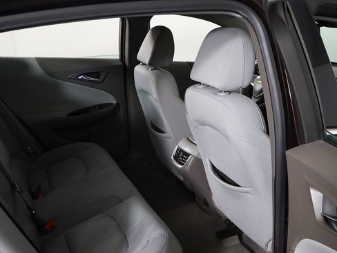 Used 2020 Chevrolet Malibu LT image 22