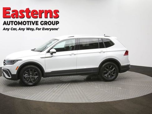 Used 2024 Volkswagen Tiguan Wolfsburg Edition image 57