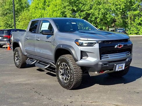 New 2026 Chevrolet Colorado ZR2 w/ Technology Package AWD/4WD image 5