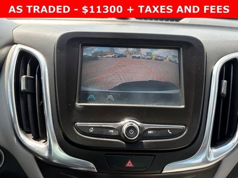Used 2018 Chevrolet Equinox LS FWD image 23
