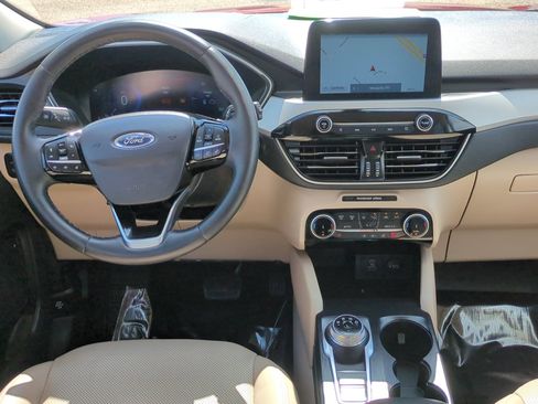 Used 2022 Ford Escape SEL w/ Technology Package FWD image 31
