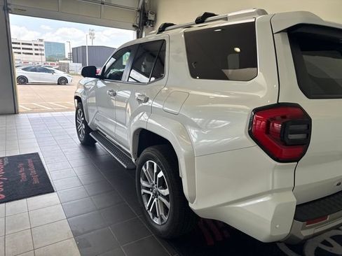 Used 2026 Toyota 4Runner Limited AWD/4WD image 7
