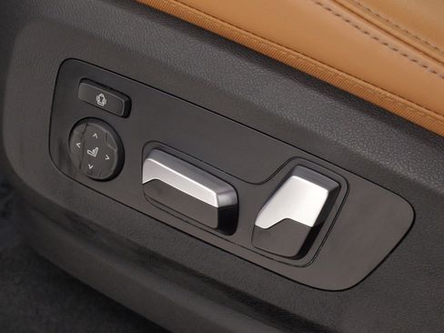 Used 2024 BMW X5 xDrive40i image 39