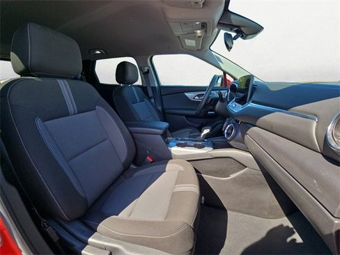 Used 2025 Chevrolet Blazer LT image 15