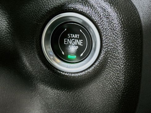 Used 2022 Chevrolet Silverado 1500 Custom RWD image 19