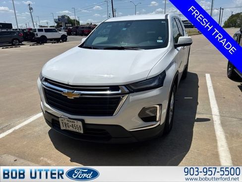 Used 2023 Chevrolet Traverse LS w/ Safety Package FWD image 1