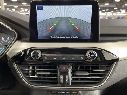 Used 2022 Ford Escape SE image 22