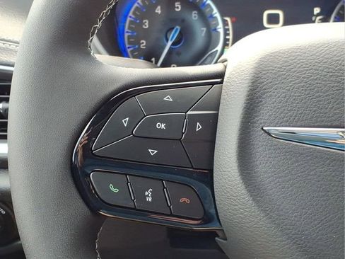 New 2026 Chrysler Pacifica Limited AWD/4WD image 25
