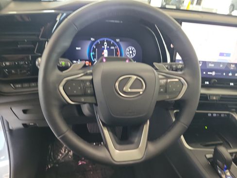 Used 2024 Lexus TX 350 FWD w/ Technology Package image 28