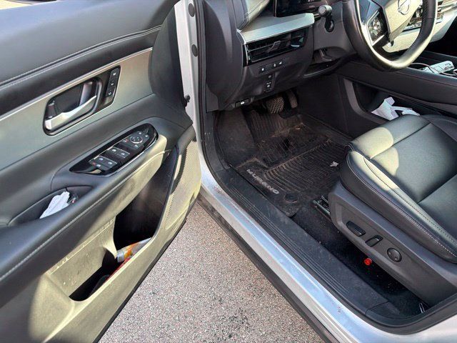 Used 2025 Nissan Murano SL w/ Cargo Package AWD/4WD image 7