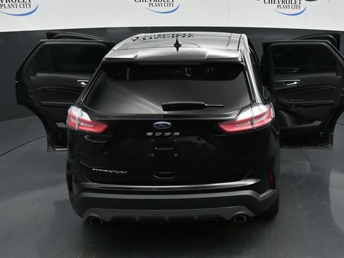 Used 2021 Ford Edge Titanium FWD image 35
